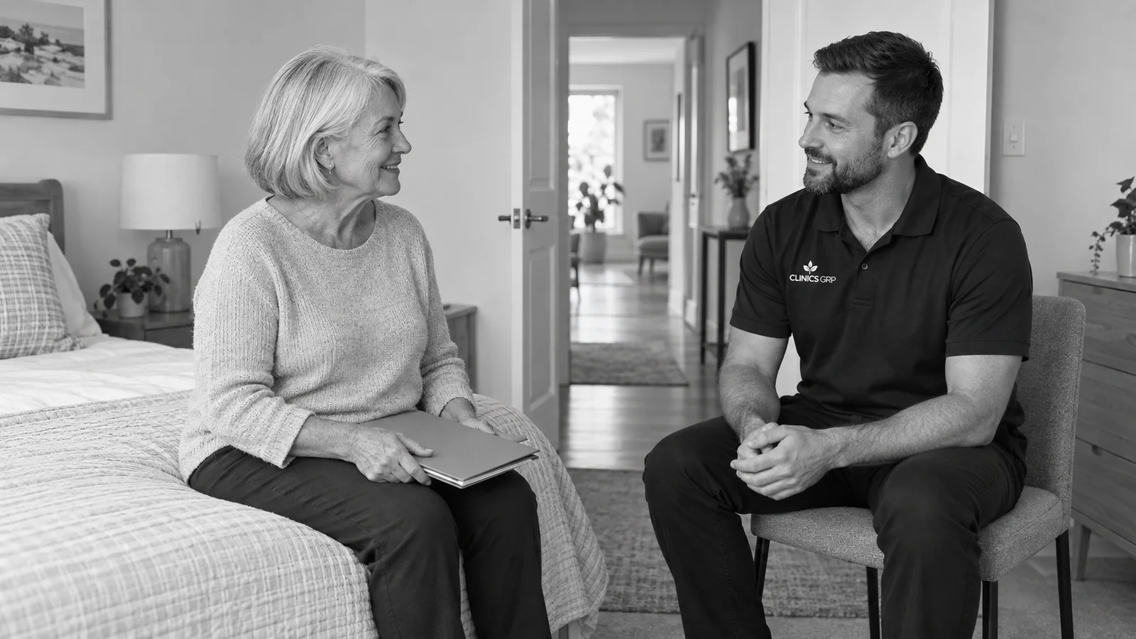 After Hospital: What Can a Home Physiotherapist Assess Once You’re Back Home?